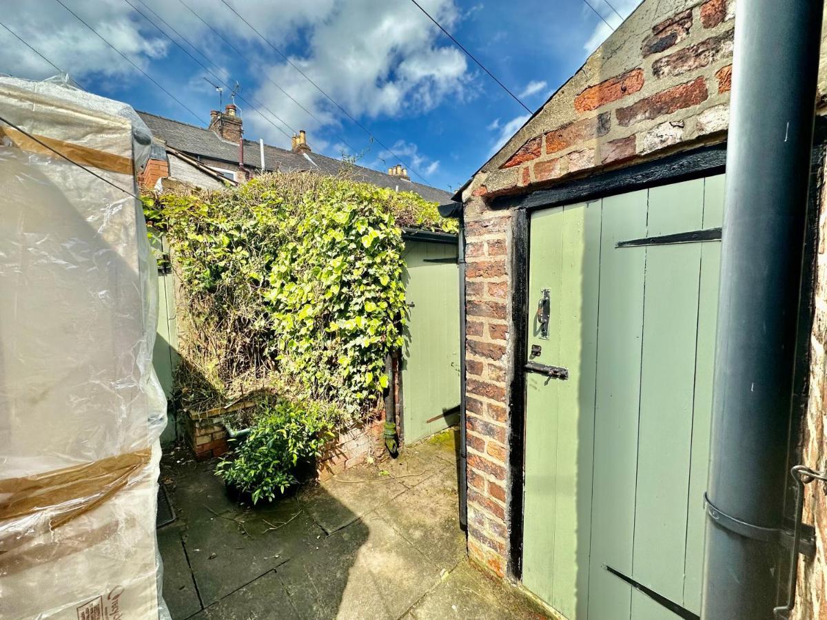 Vila Creaking York Exteriér fotografie