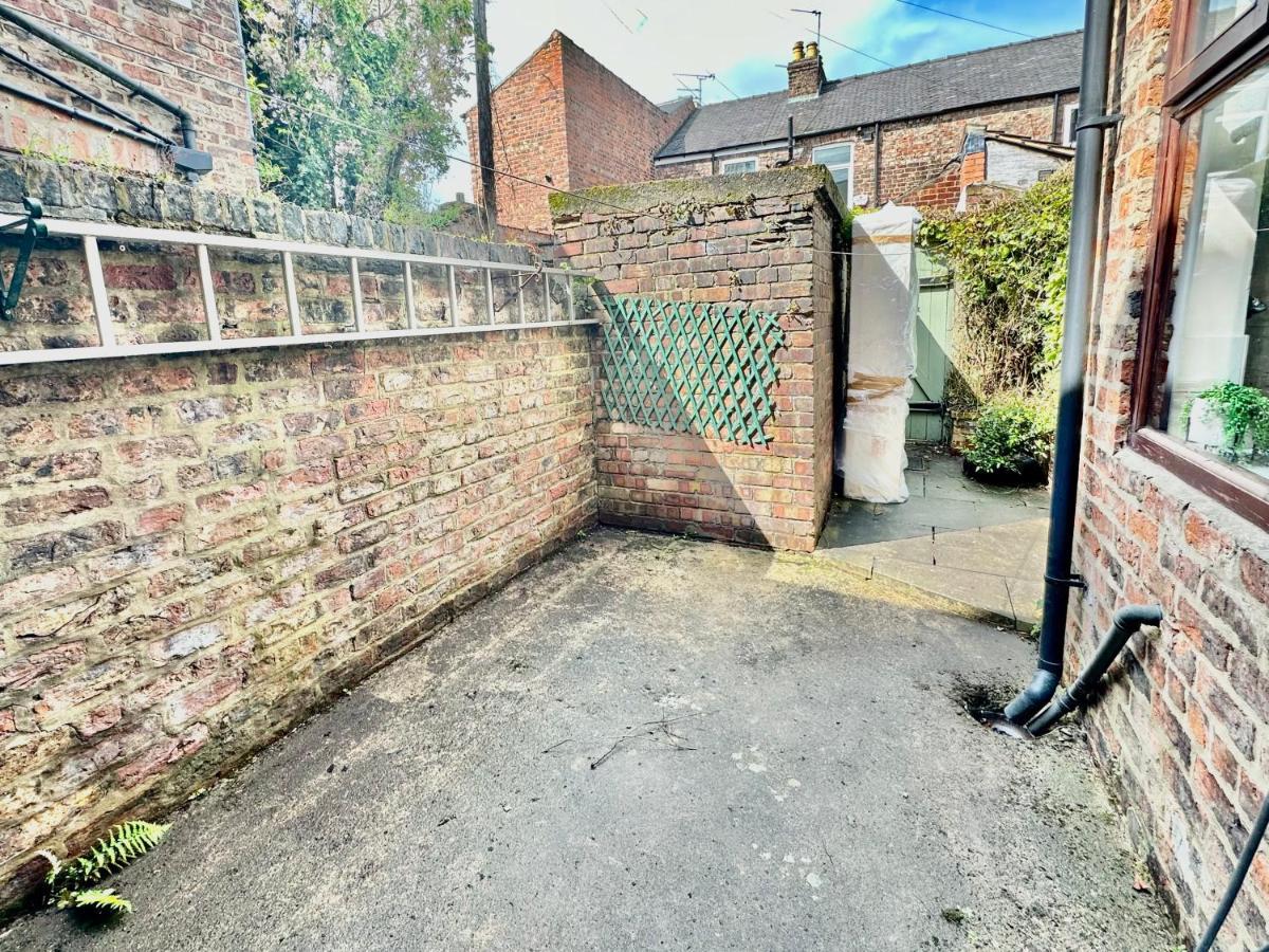Vila Creaking York Exteriér fotografie